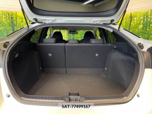 Toyota PRIUS 2016-06 366572-10