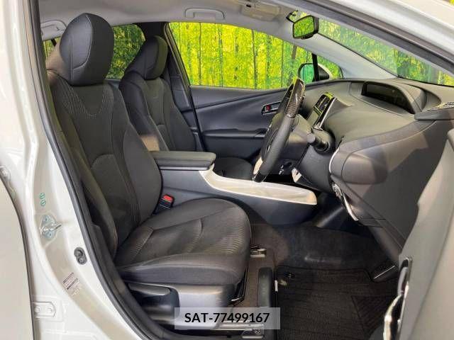 Toyota PRIUS 2016-06 366572-8