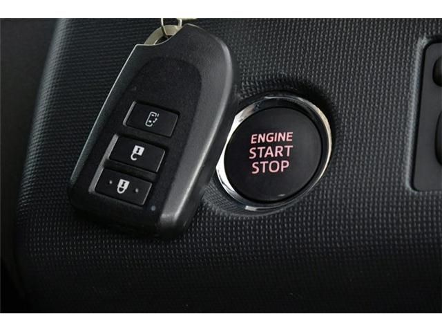 Toyota SPADE 2018-04 27968-4