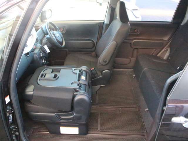 Toyota SPADE 2018-04 27968-16