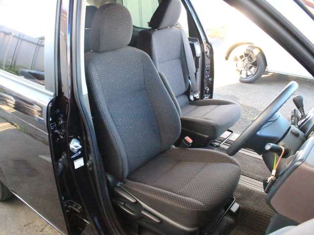Toyota SPADE 2018-04 27968-11