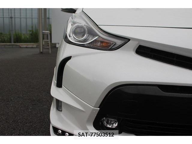 Toyota PRIUS ALPHA 2016-02 322157-9
