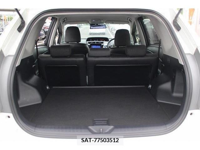 Toyota PRIUS ALPHA 2016-02 322157-14