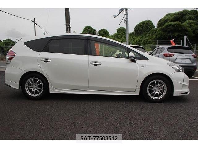 Toyota PRIUS ALPHA 2016-02 322157-6