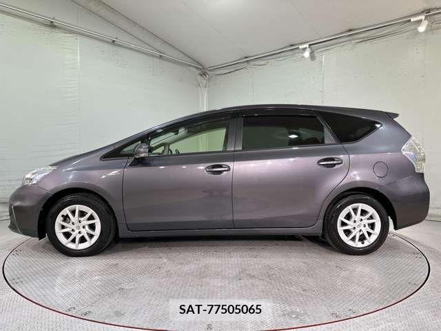 Toyota PRIUS ALPHA 2014-05 242693-11