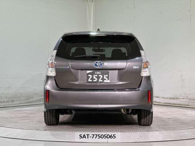 Toyota PRIUS ALPHA 2014-05 242693-9