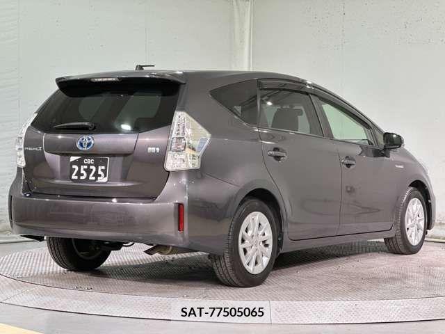 Toyota PRIUS ALPHA 2014-05 242693-8