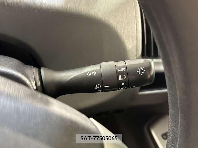 Toyota PRIUS ALPHA 2014-05 242693-17