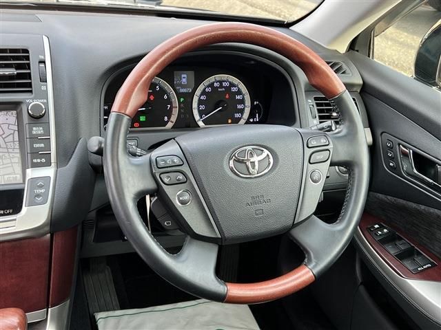 Toyota CROWN MAJESTA 2011-11 531-10