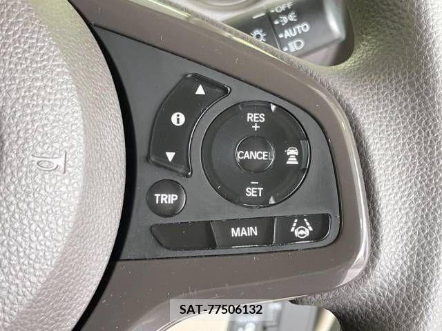 Honda N BOX 2017-10 239826-5