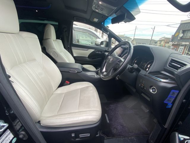 Toyota ALPHARD 2018-09 6696-3