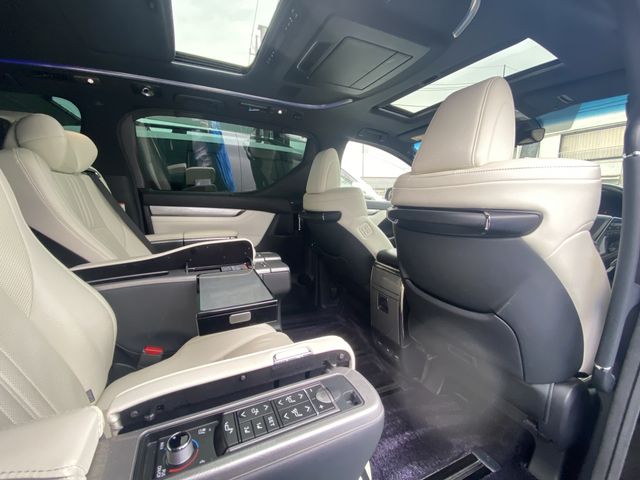 Toyota ALPHARD 2018-09 6696-7