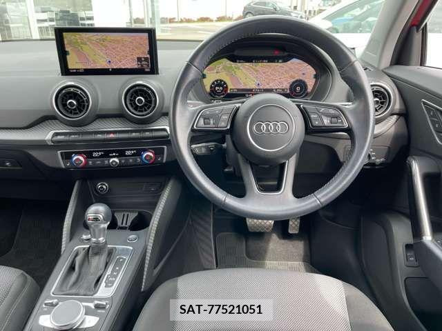 Audi Q2 2018-11 373980-17
