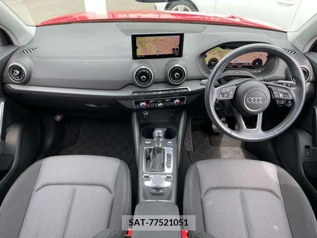 Audi Q2 2018-11 373980-16