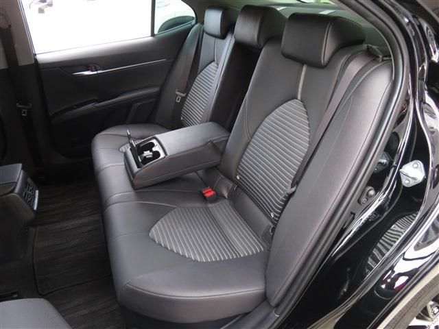 Toyota CAMRY HYBRID 2020-01 14615-8