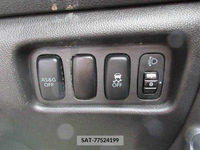 Mitsubishi RVR 2014-03 283615-7