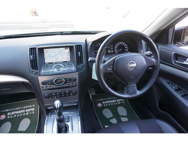 Nissan SKYLINE 2010-02 22619-1
