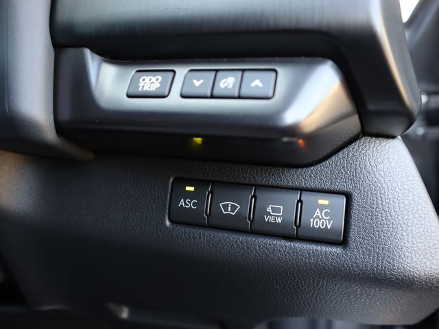 Lexus UX 2022-03 12122-19