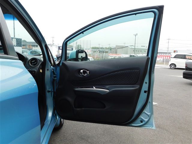 Nissan NOTE 2013-03 608-10