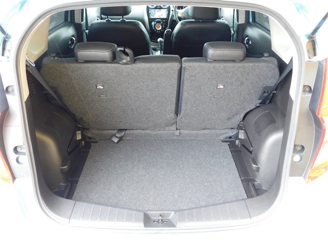 Nissan NOTE 2013-03 608-9