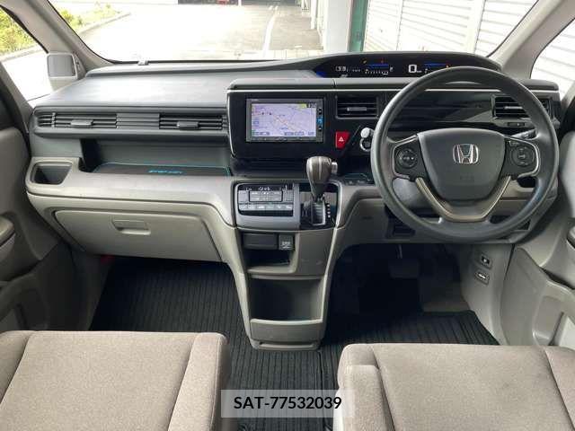 Honda STEP WGN 2016-07 380712-1