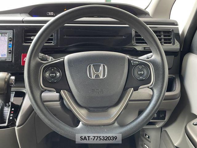 Honda STEP WGN 2016-07 380712-27