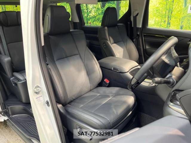 Toyota ALPHARD 2022-11 379742-8