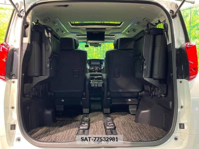 Toyota ALPHARD 2022-11 379742-18