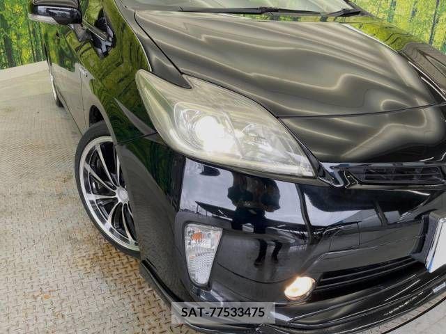 Toyota PRIUS 2013-12 336554-12