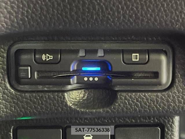 Honda N BOX CUSTOM 2021-12 307369-7