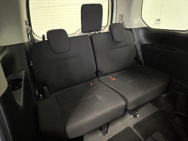 Nissan SERENA 2016-09 15853-19