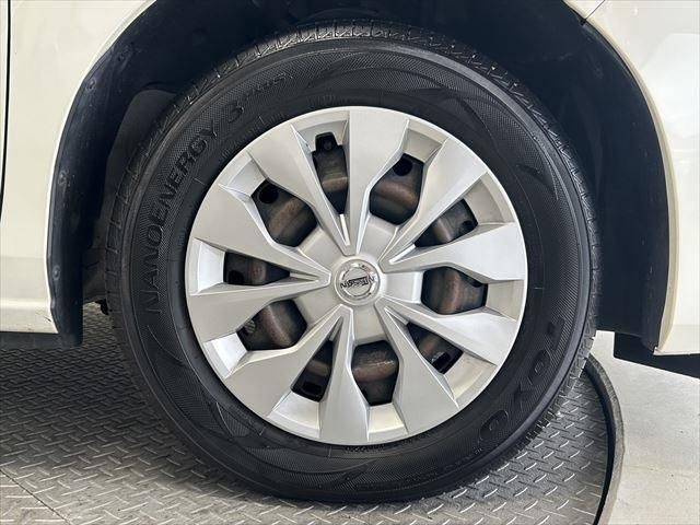 Nissan SERENA 2016-09 15853-12