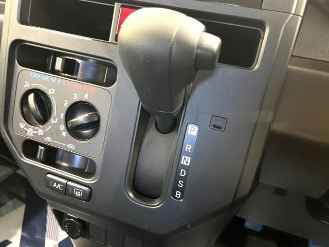 Toyota ROOMY 2023-04 193301-19