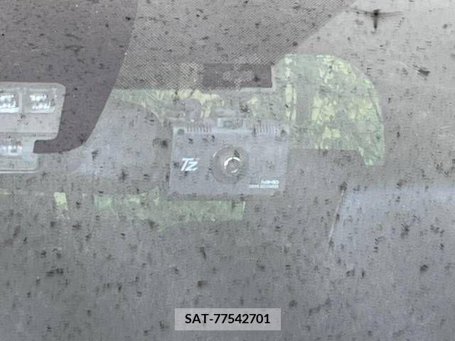 Toyota NOAH 2018-07 227143-6