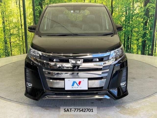 Toyota NOAH 2018-07 227143-15