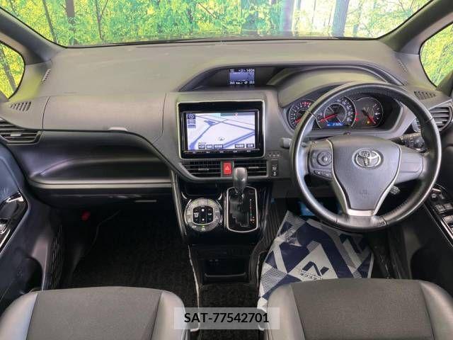 Toyota NOAH 2018-07 227143-1