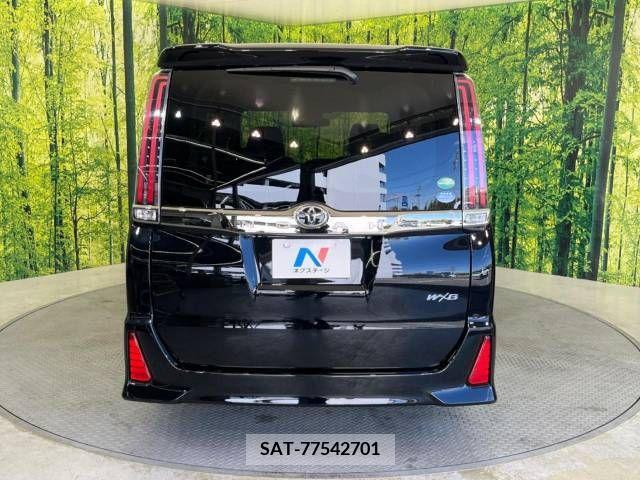Toyota NOAH 2018-07 227143-16