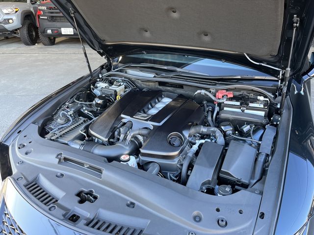 Lexus IS 2023-02 9308-7