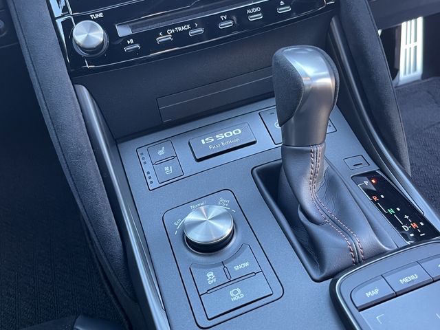 Lexus IS 2023-02 9308-12