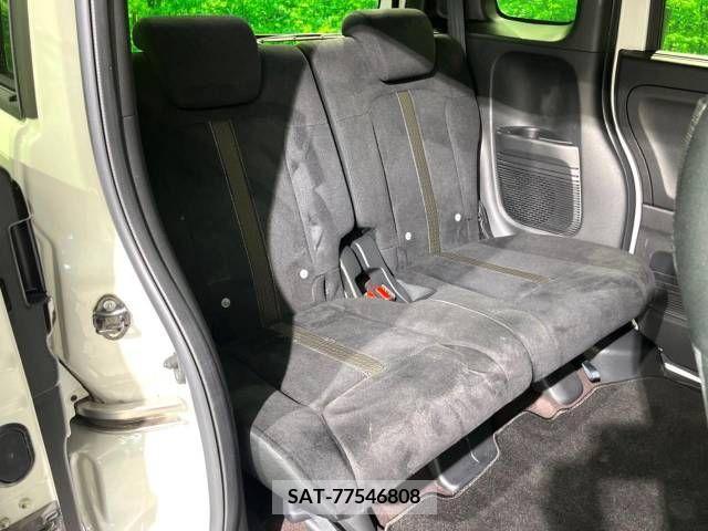 Honda N BOX CUSTOM 2019-05 211549-9