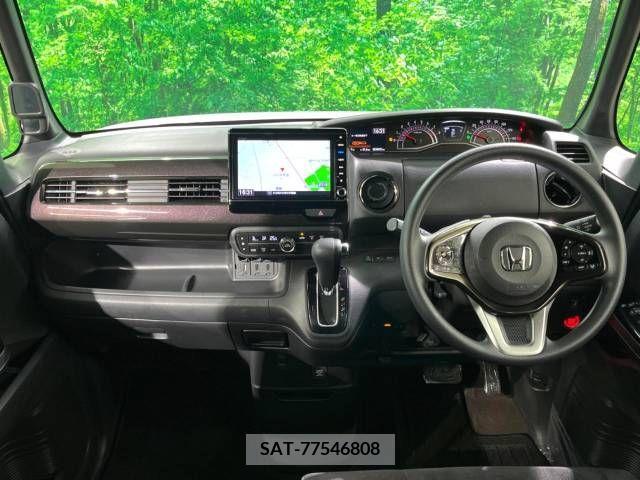 Honda N BOX CUSTOM 2019-05 211549-1