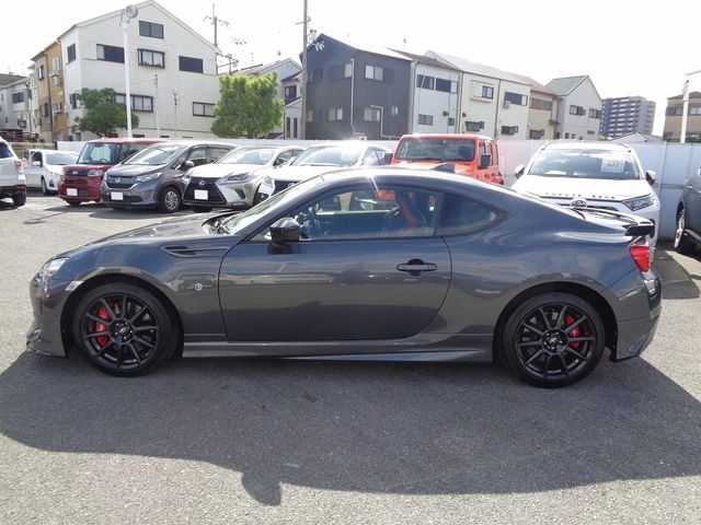 Toyota 86 2020-12 21929-28