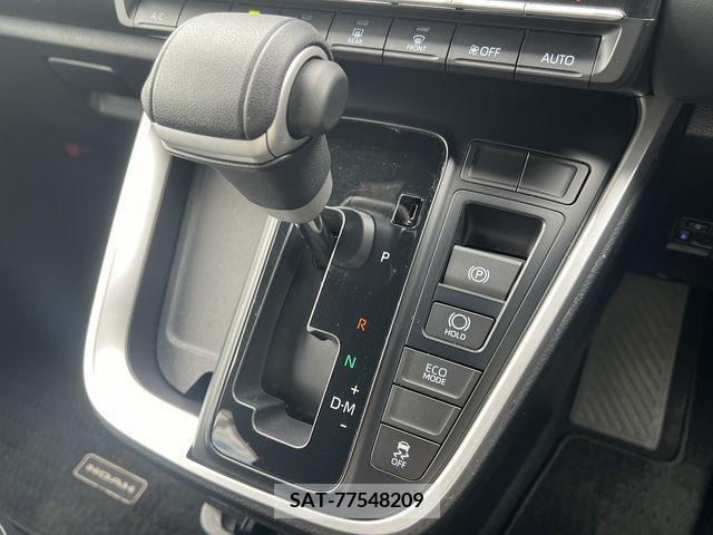 Toyota NOAH 2022-04 383116-10