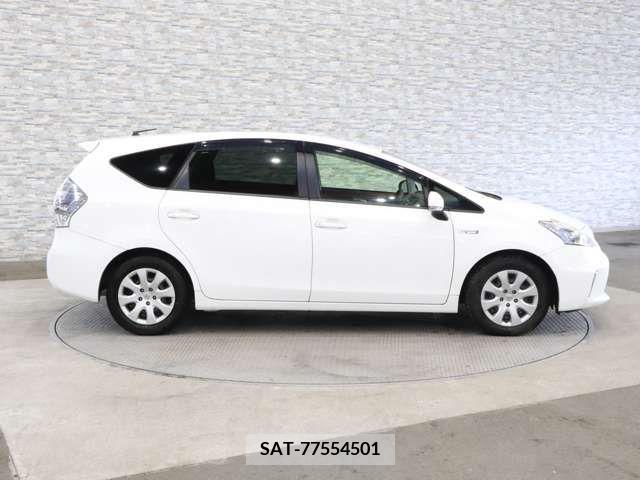 Toyota PRIUS ALPHA 2012-05 366735-7