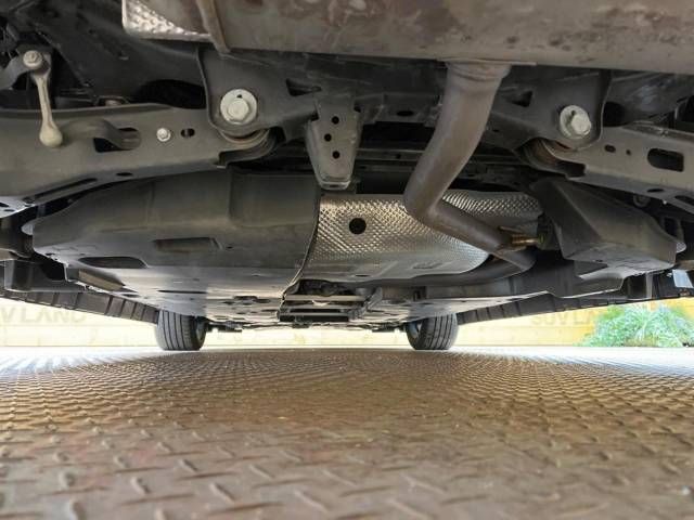 Toyota C-HR 2018-11 193017-19