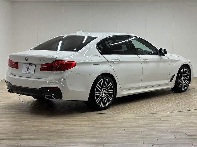 Bmw 5 SERIES 2017-06 185087-16