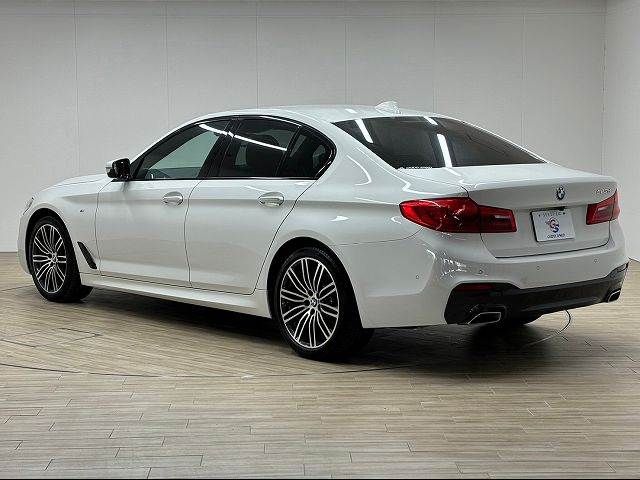 Bmw 5 SERIES 2017-06 185087-15