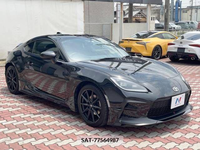 Toyota 86 2022-05 270815-16