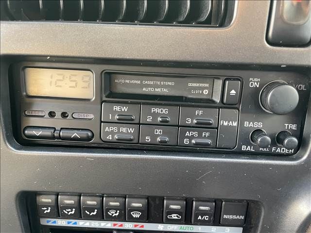 Nissan CARAVAN COACH 1992-06 17963-18