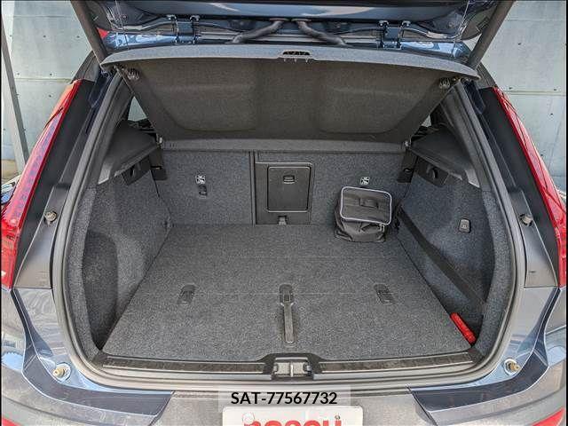 Volvo XC40 2019-01 375145-11